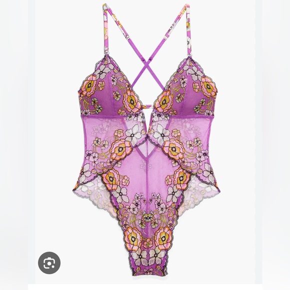 Savage X Fenty Mod Poppy lace teddy - Picture 2 of 8